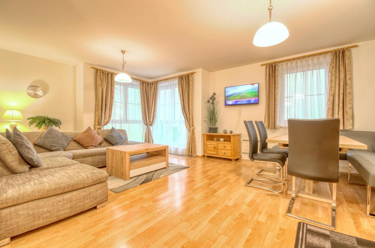 Zeller City Apt Aydin - By Alpen Apartments Zell am See Exterior photo